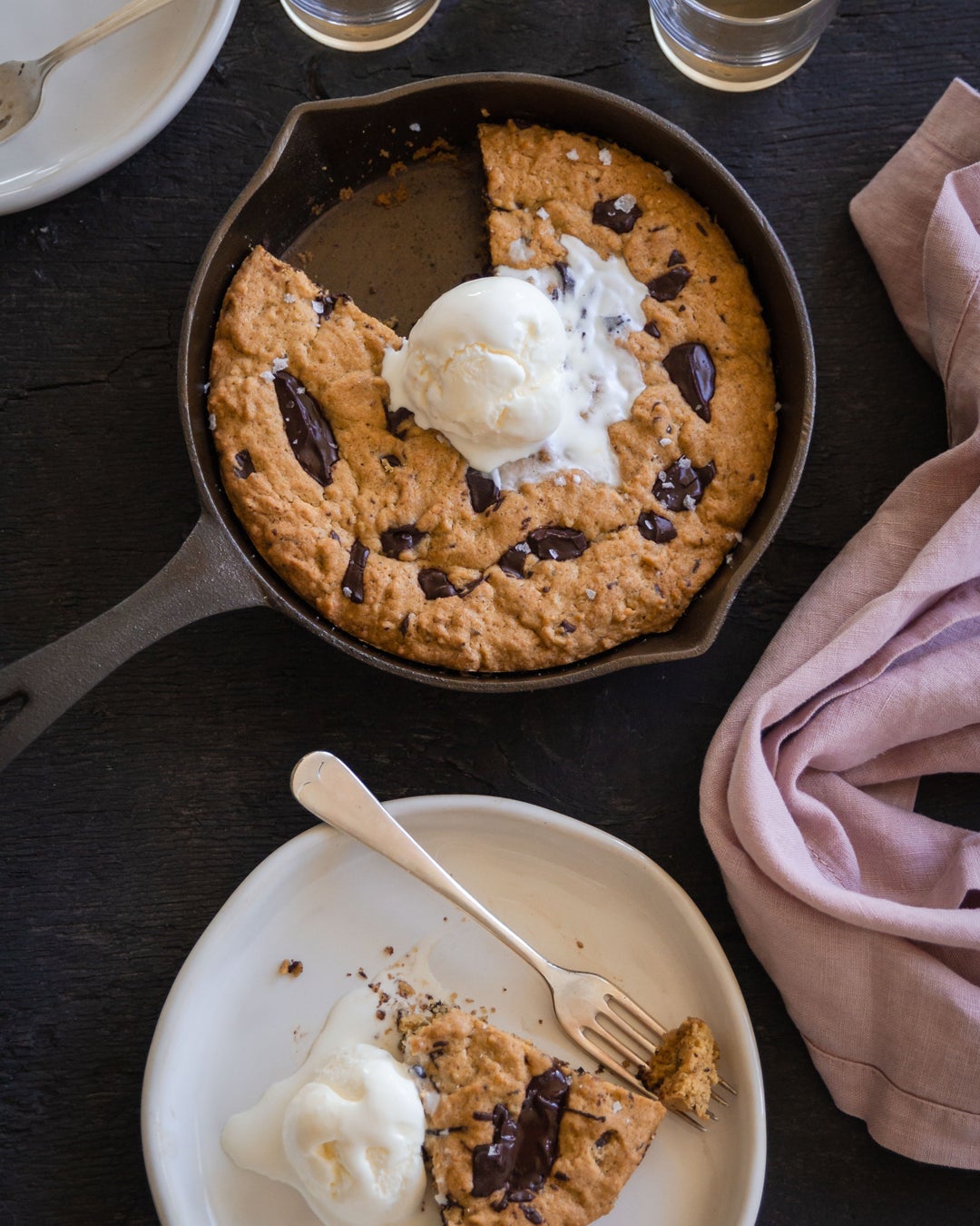 Giant Chocolate Chunk Skillet Cookie - LideyLikes