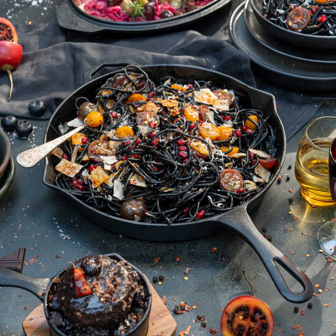 Spaghetti with Garlic, Chilli & Tomatoes