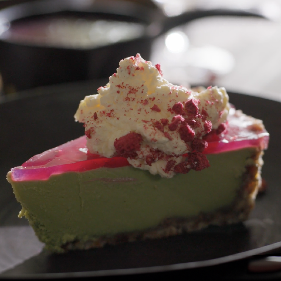 MATCHA & MAPLE CHEESECAKE WITH DRAGON FRUIT JELLY