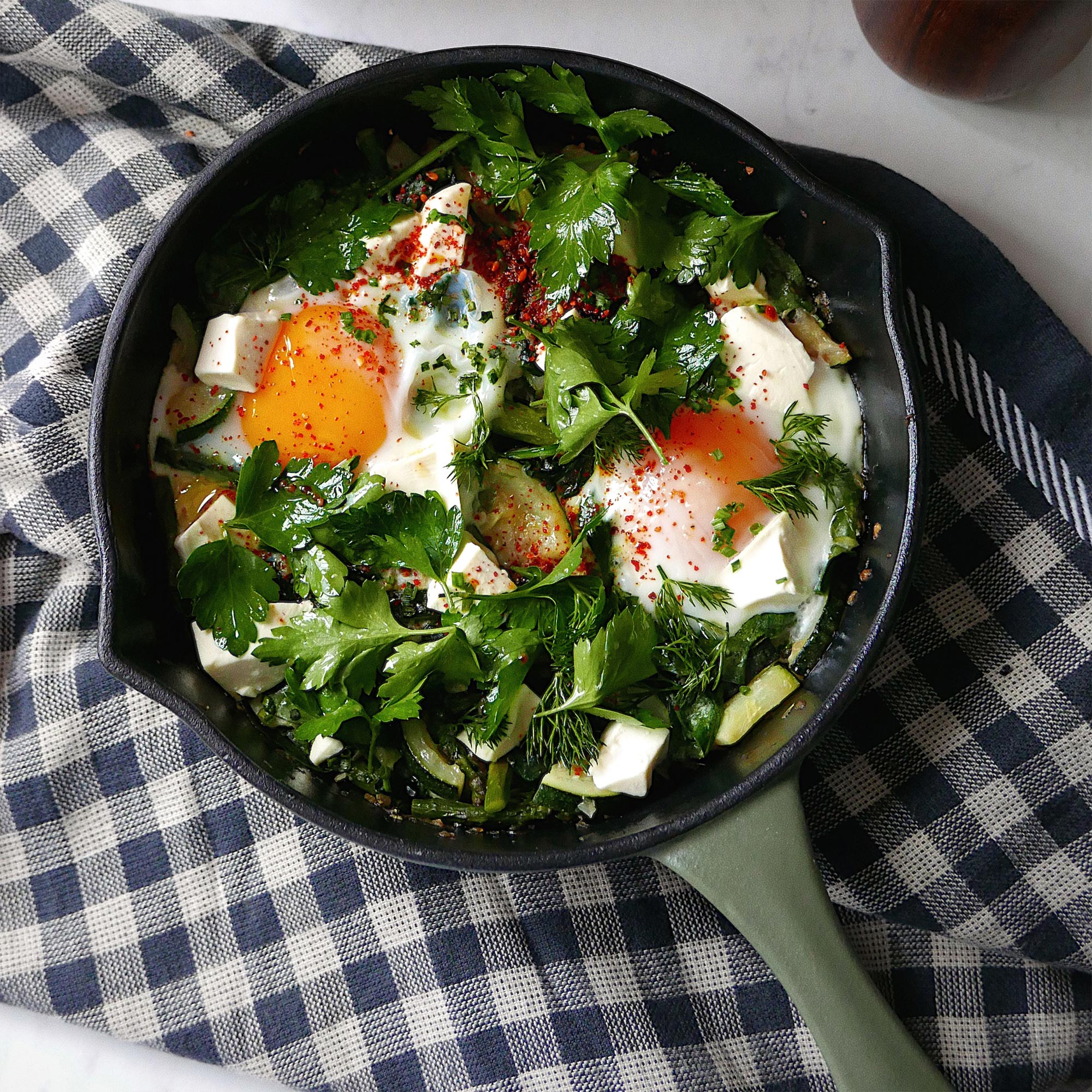 Lil Legacy Pan | 20cm Satin Enamel Cast Iron | Olive Leaf