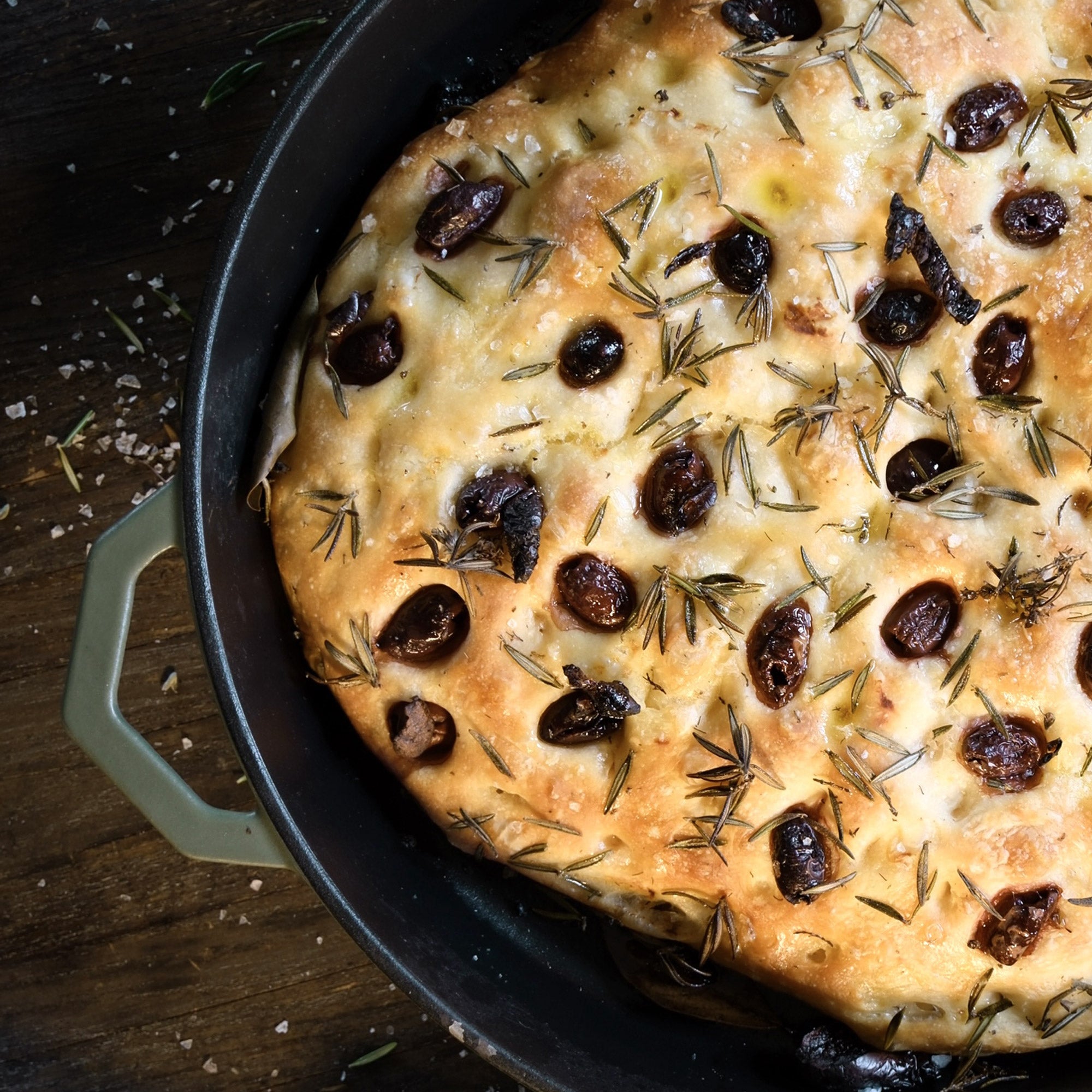 Legacy Pan | 28cm Satin Enamel Cast Iron | Olive Leaf