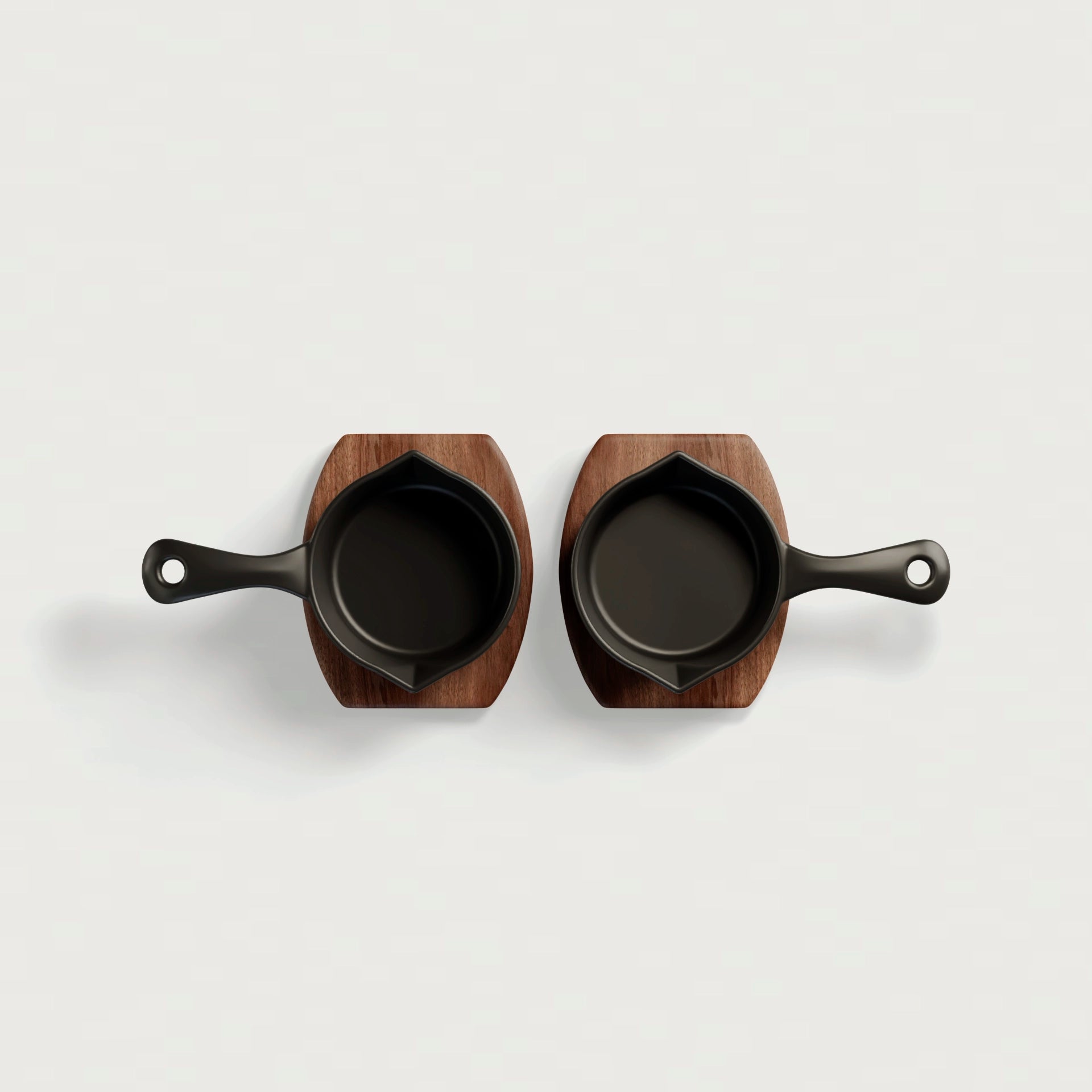 The Ironclad Jr. 10cm Seasoned Cast Iron Pan