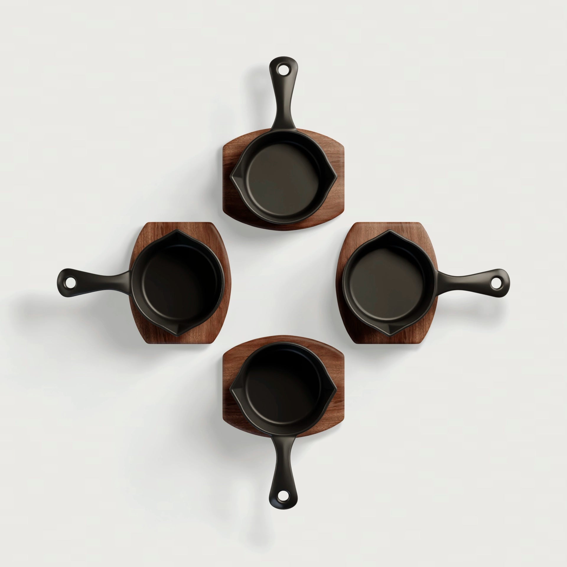The Ironclad Jr. 10cm Seasoned Cast Iron Pan
