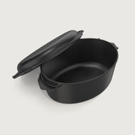  Ironclad 4.5L enamelled cast iron Double Dutch Oven in Antique Black, pot and lid stacked