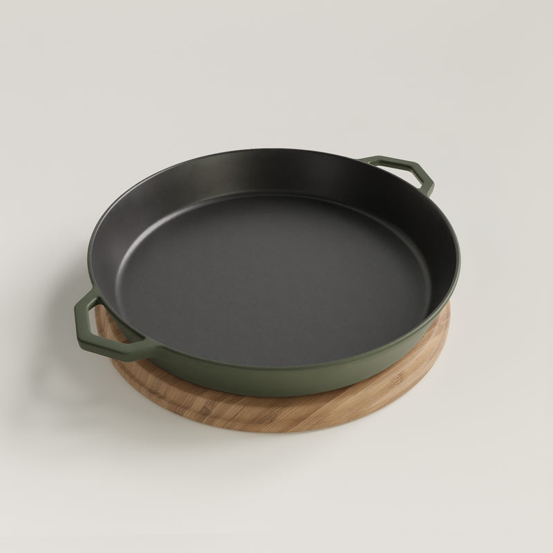 36cm Olive Leaf Satin Enamel Grande Legacy Pan & Serving Lid
