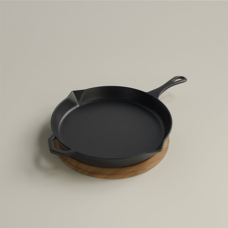 28cm Antique Black Satin Enamel Legacy Pan & Serving Lid