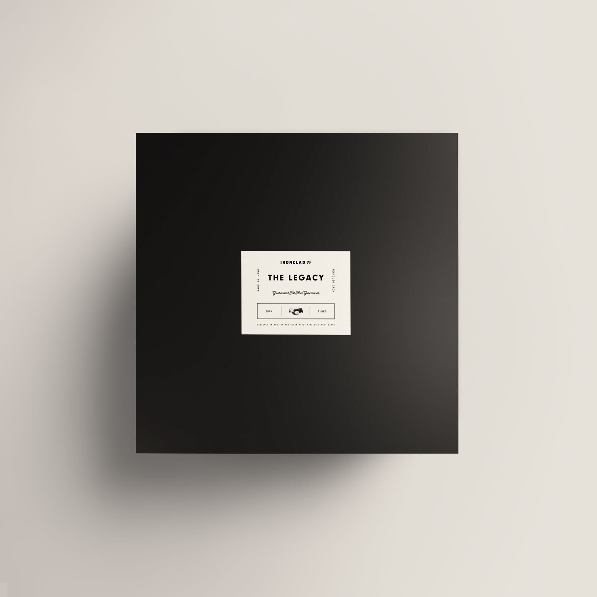 The Legacy Starter Kit 28cm Legacy Pan, Balm and Pan Snug