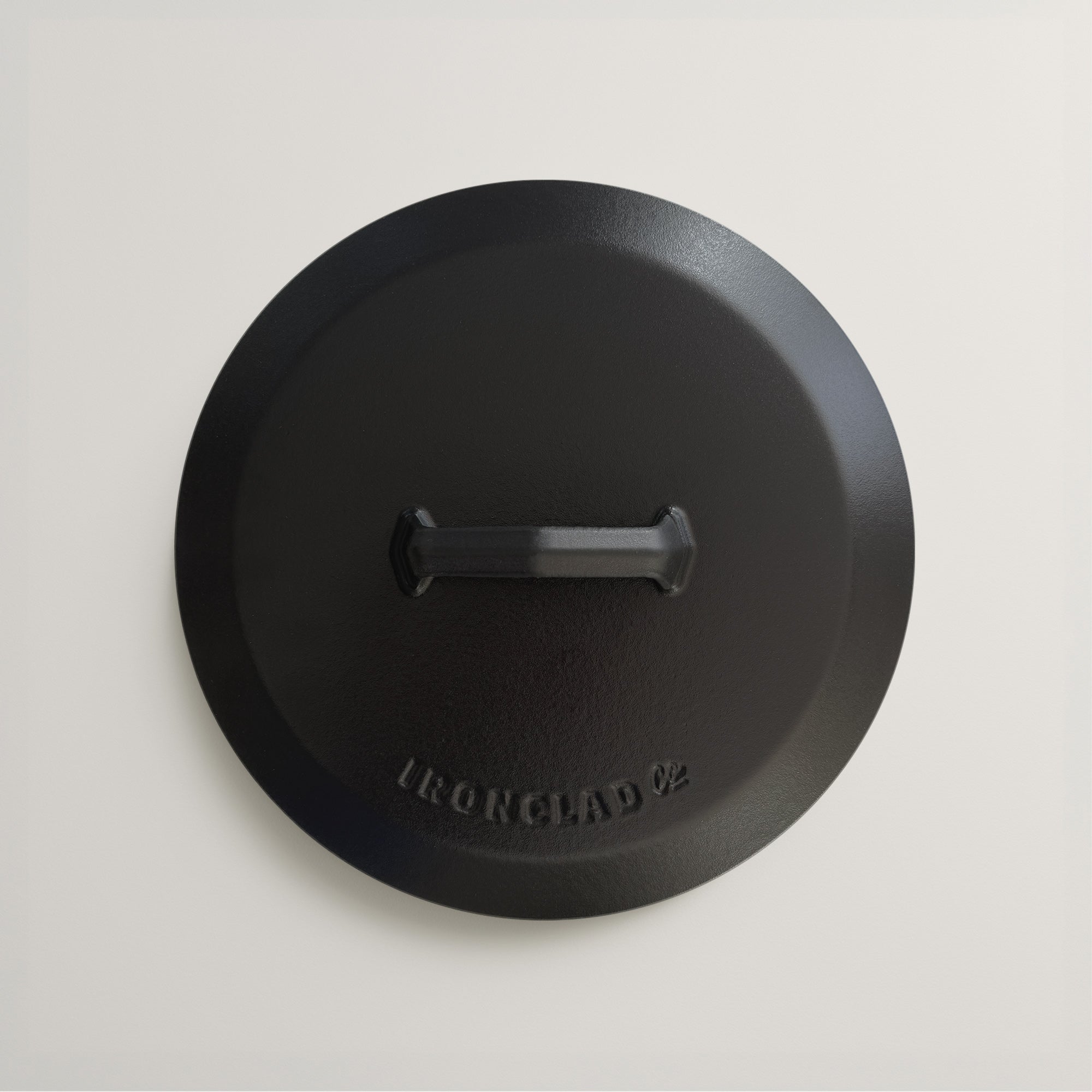 The Entertainer's Bundle in Antique Black