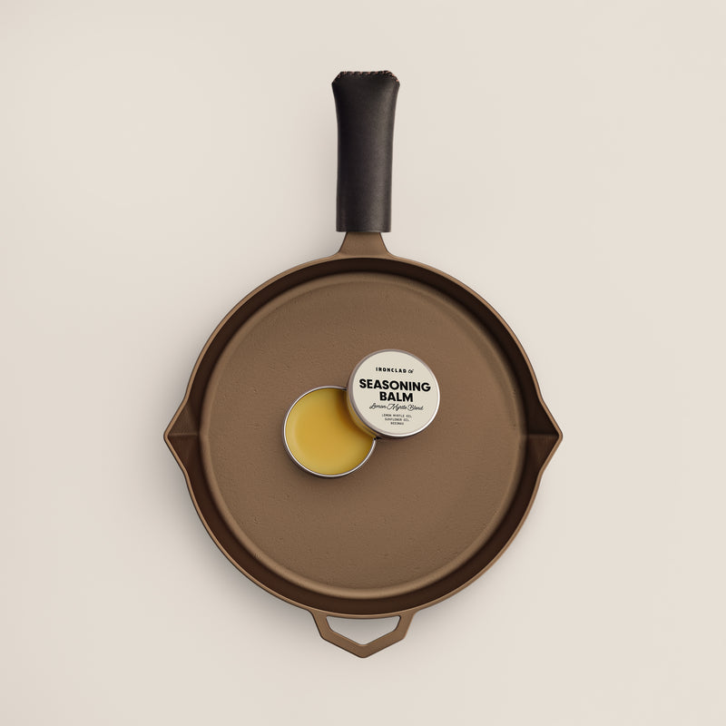 The Legacy Starter Kit 28cm Legacy Pan, Balm and Pan Snug