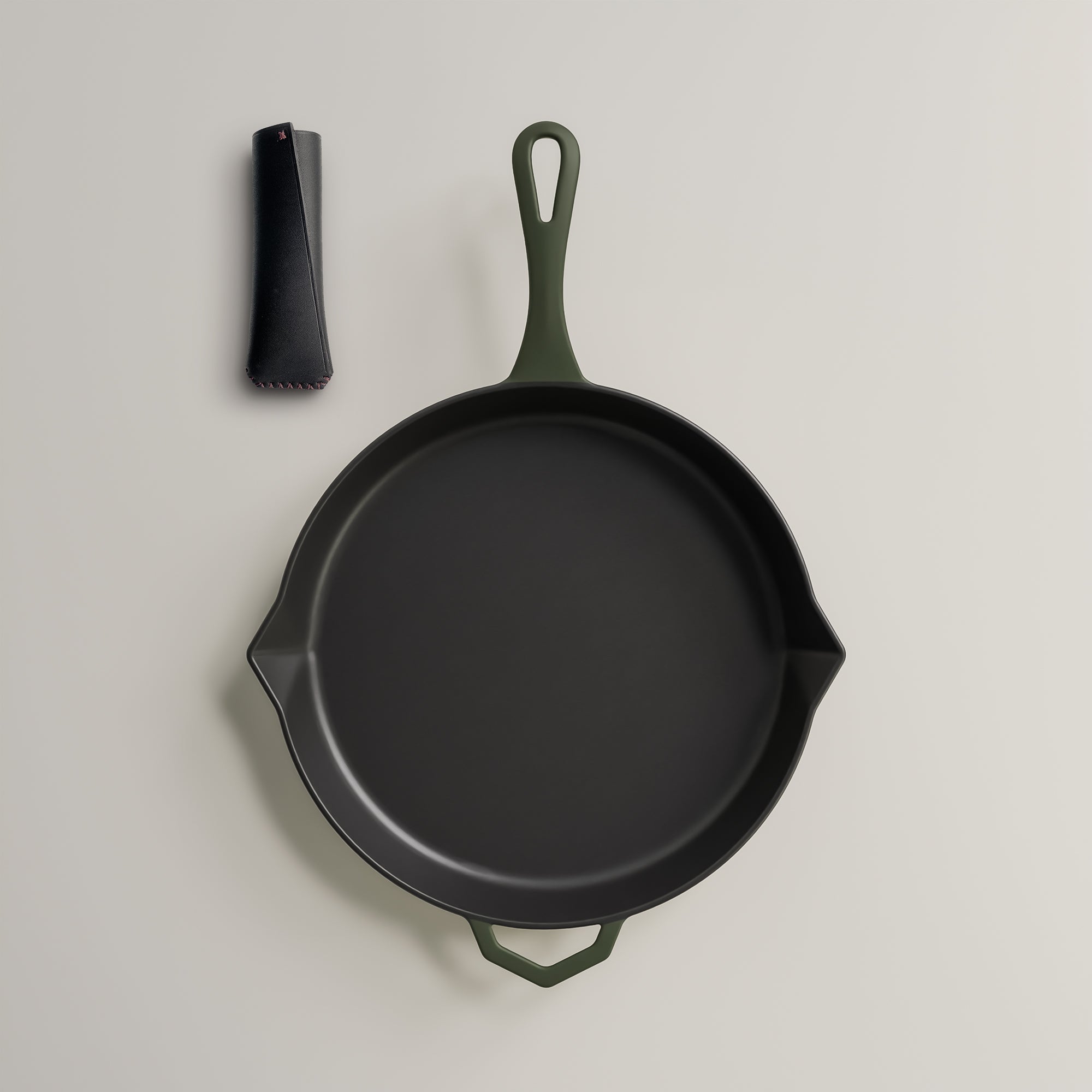 Olive Leaf 28cm Legacy Pan and Snug Bundle