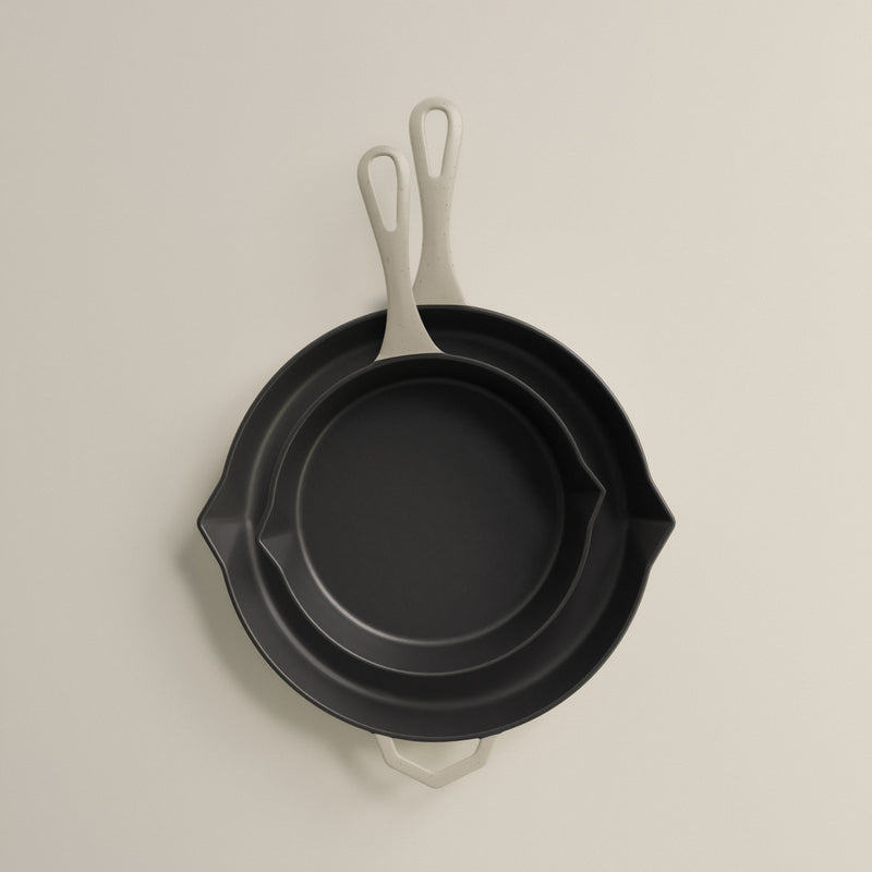 Salt Stone Enamel Legacy Bundle 28cm and 20cm Cast Iron Pans