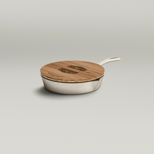 20cm Serving Lid & Enamel Lil Legacy Pan