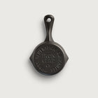 The Ironclad Jr. 10cm Seasoned Cast Iron Pan