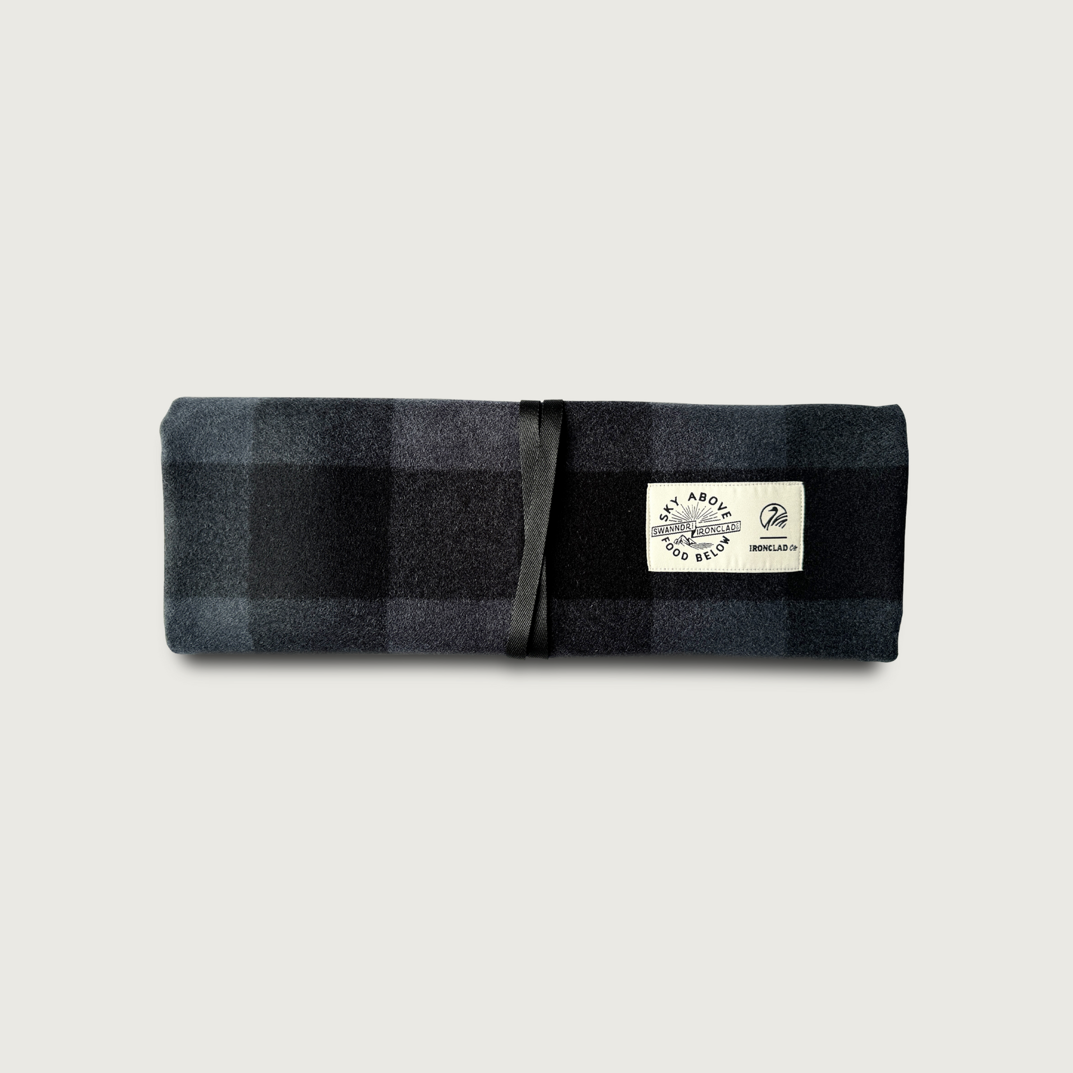 Swanndri x Ironclad Wool Knife Roll